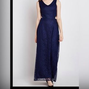 Prom dress in blue with cutout around as in pic